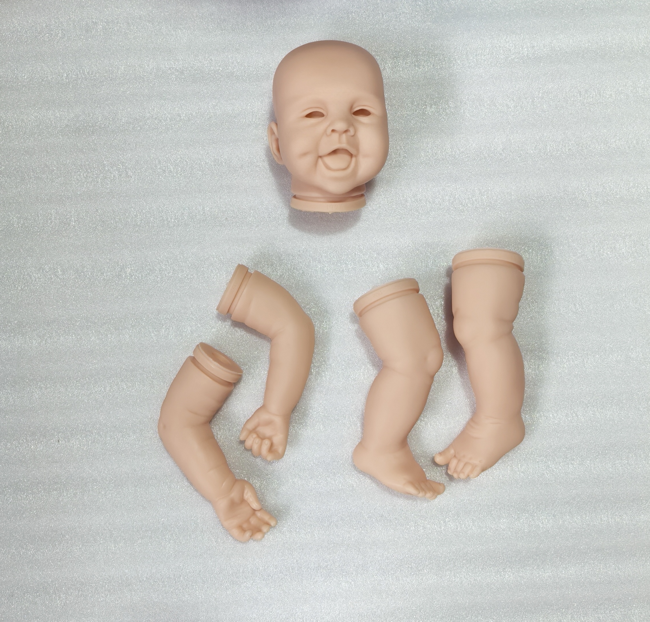 NPK 20inch Smiley Lisa Reborn  - Baby Products On Sale のレビューと価格