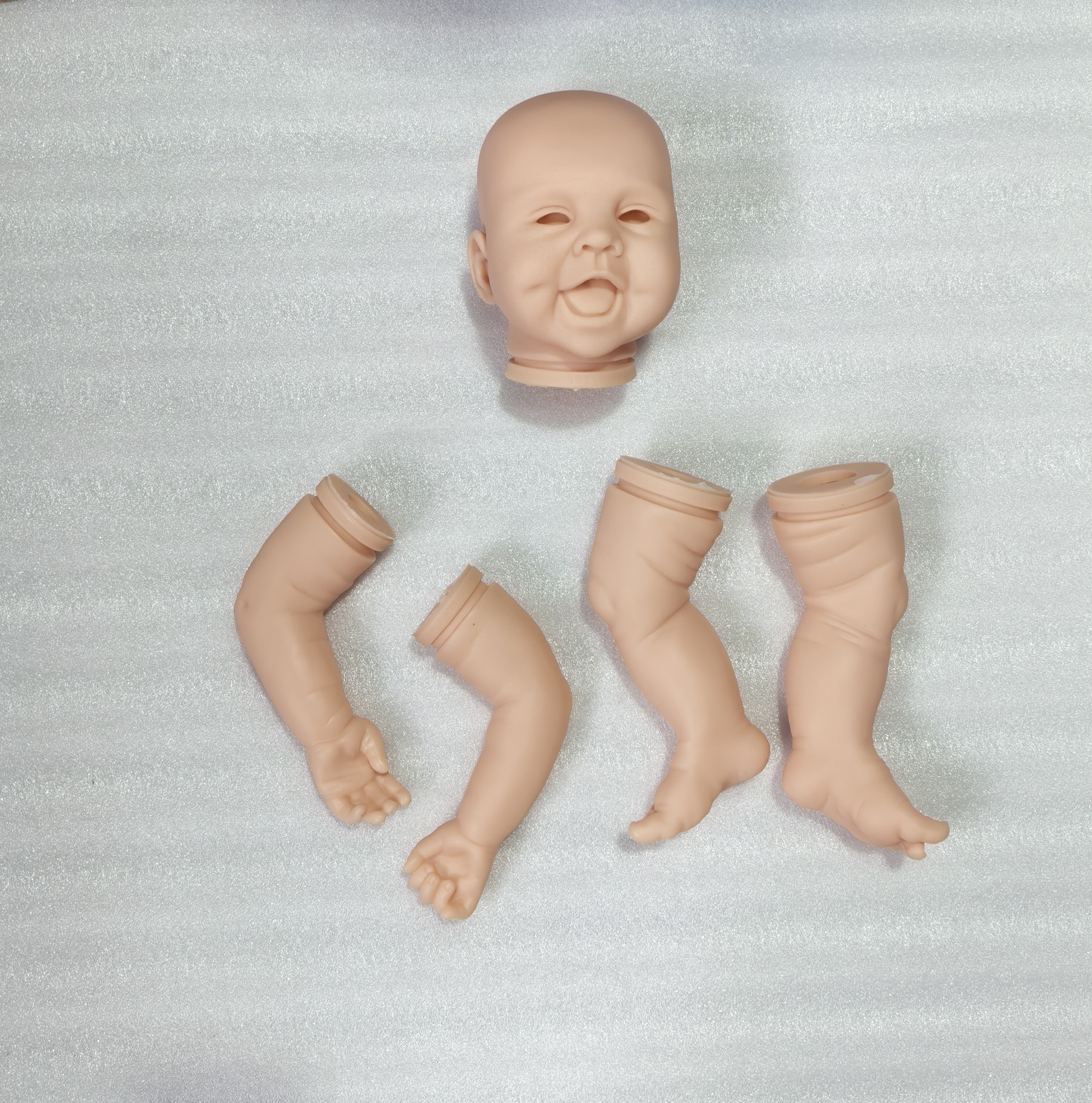 NPK 20inch Smiley Lisa Reborn  - Baby Products On Sale のレビューと価格