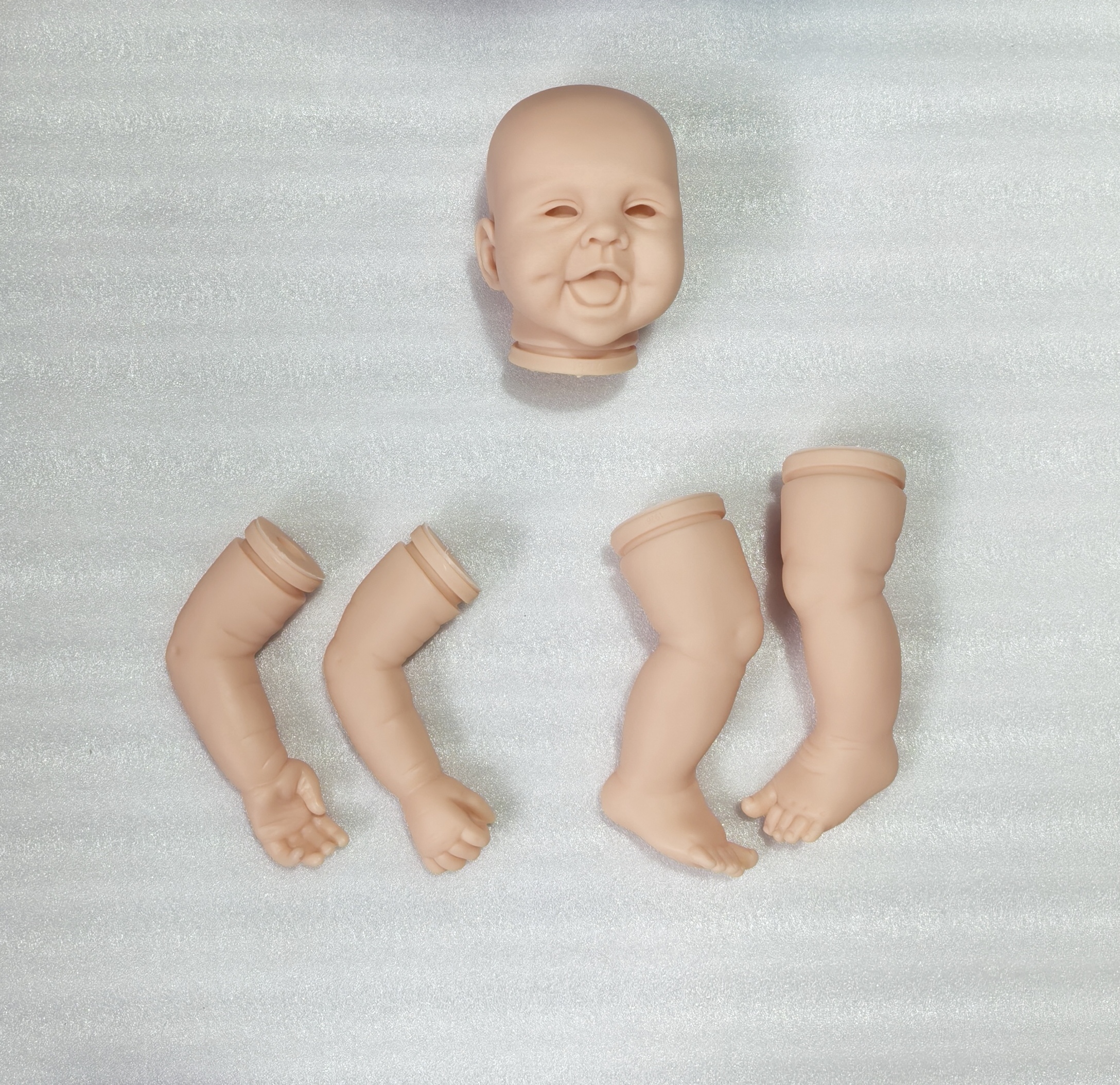 NPK 20inch Smiley Lisa Reborn  - Baby Products On Sale のレビューと価格